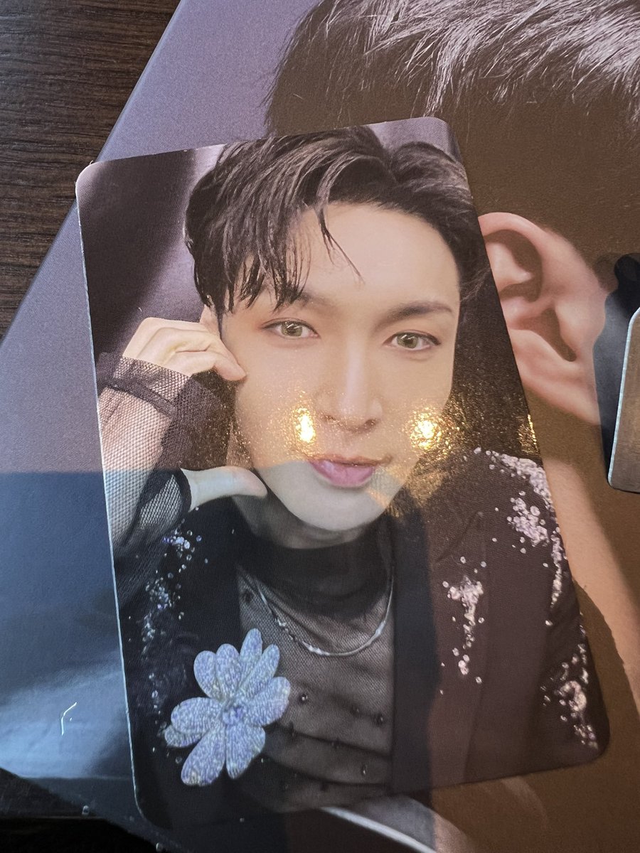 レイさんトレカをスホさんに交換して下さる方はいませんか