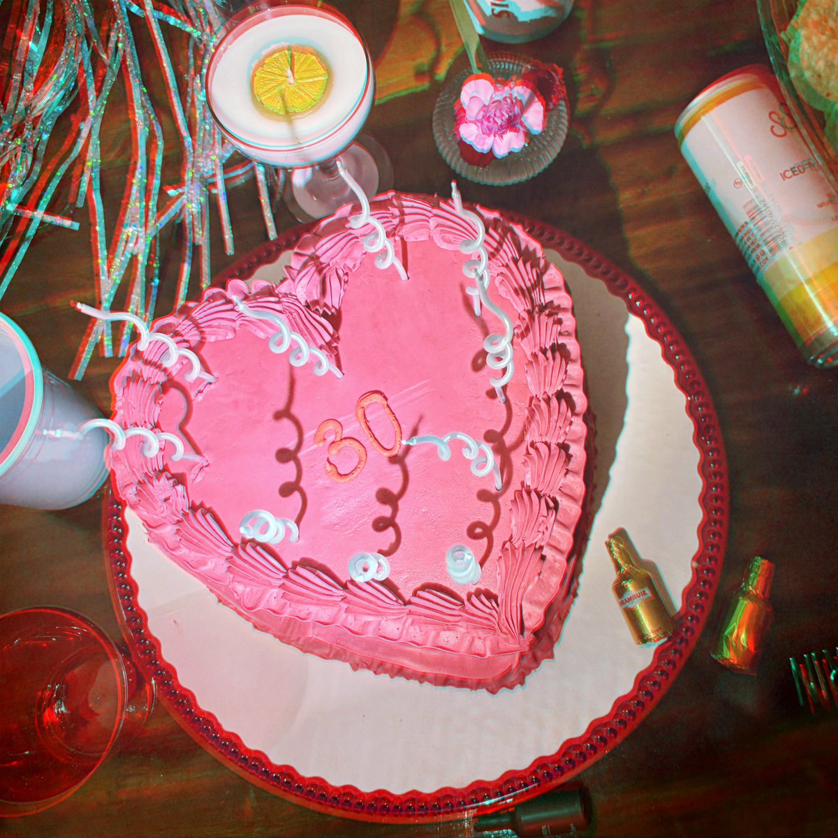 𖤐 lacy tweet media