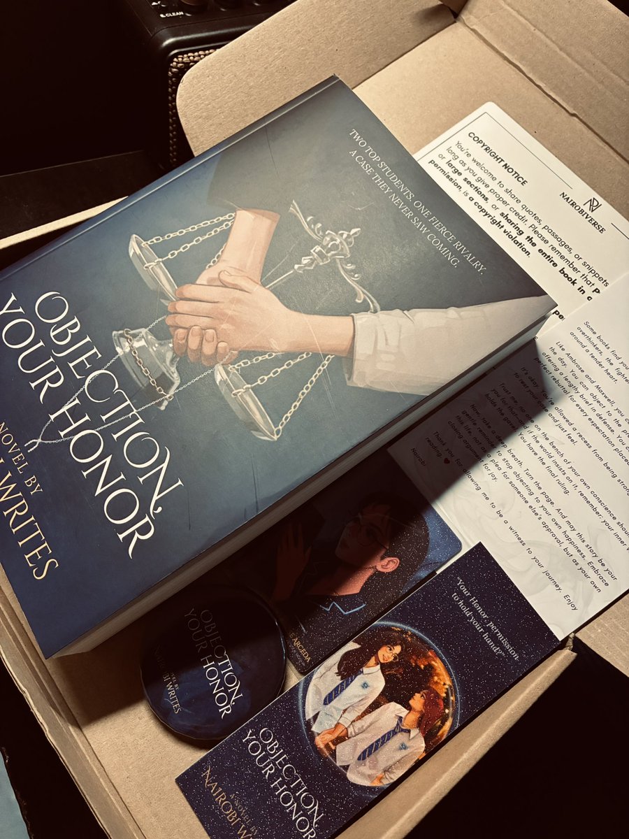 janeybeeeeee's tweet photo. yung naka-bookmark ln sakin
ngayon andito na โค๏ธ
mababasa ko na din sa wakas.
Thank you @nairobi_writes !
Happy 1st Anniv din sa #oyh https://t.co/P1EtcYWyus