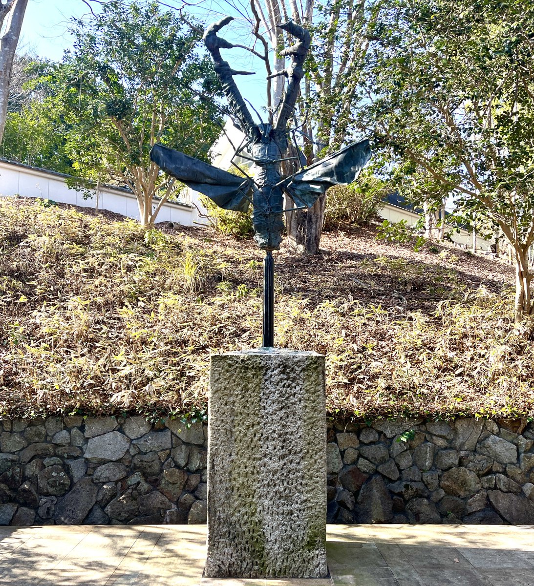 ベルナール・ビュフェ
《クワガタ》
ブロンズ、1975年

Bernard Buffet,
Le Scarabée,
bronze, 1975