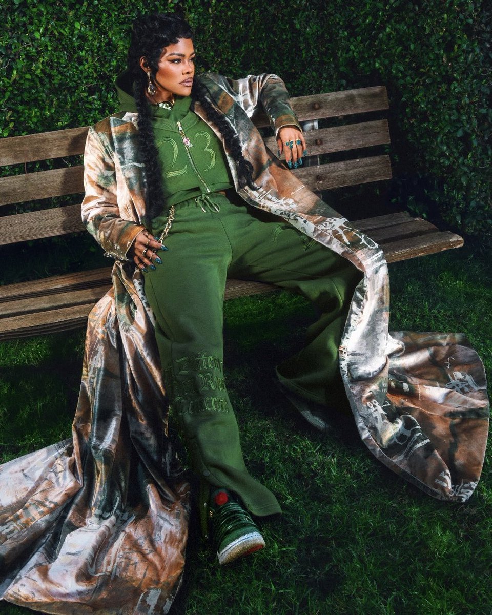 nicekicks's tweet image. FIRST LOOK 👀 

Teyana Taylor is releasing a new “Concrete Rose” Air Jordan 3 🌹