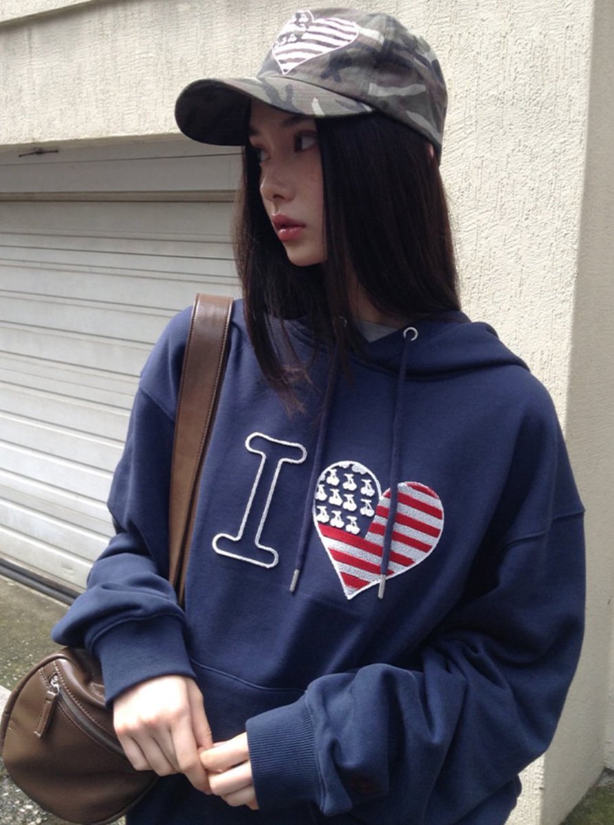 bbublequm's tweet image. I &amp;lt;3 KIRSH 🇺🇸 hoodie sale 68% 1350 baht
คือ sale ฉ่ำๆๆ รุ่นนี้นรจริงค่า ส่งแอร์ ทันใจ ✈️