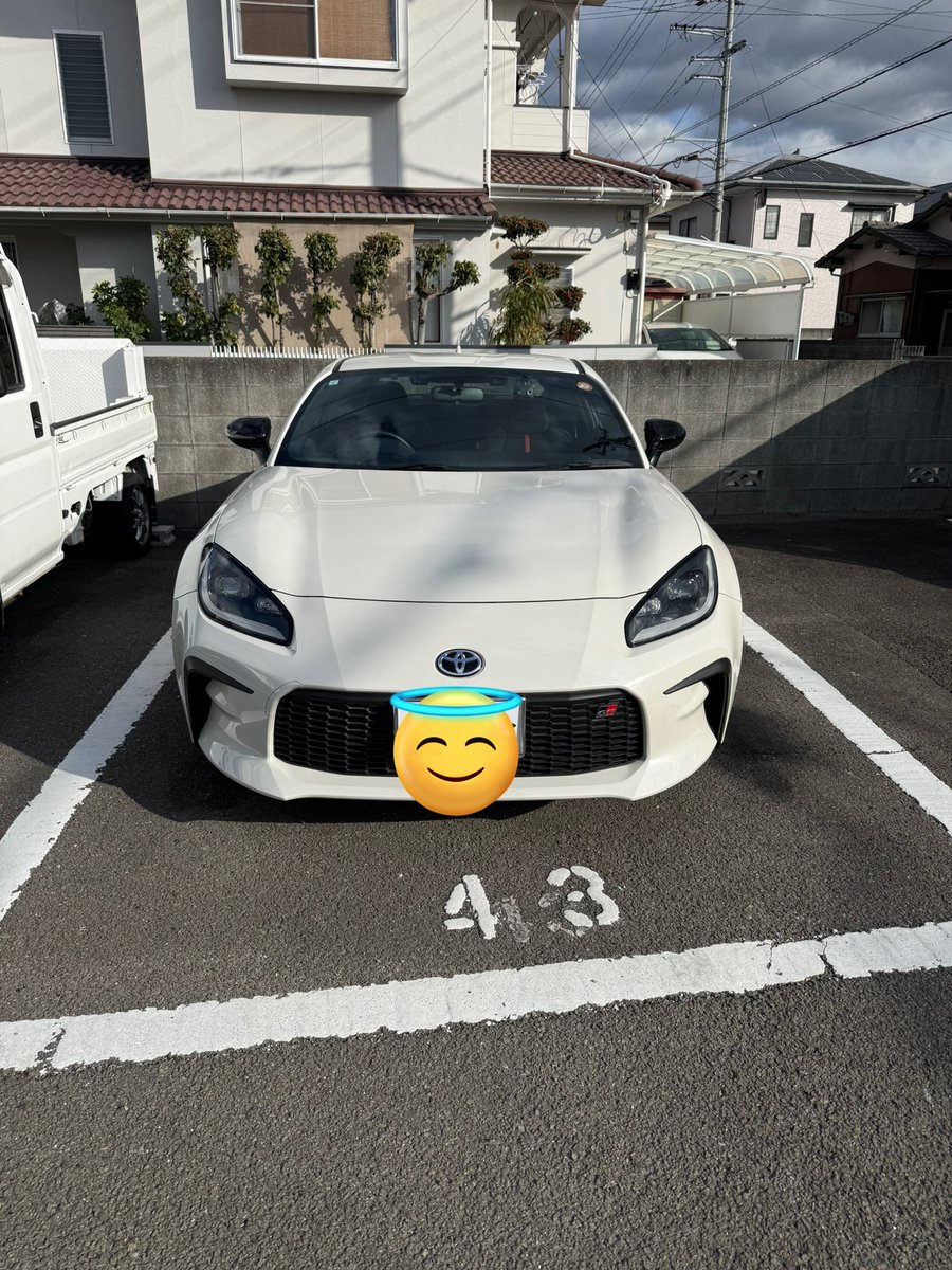 みなちょzkr. tweet media