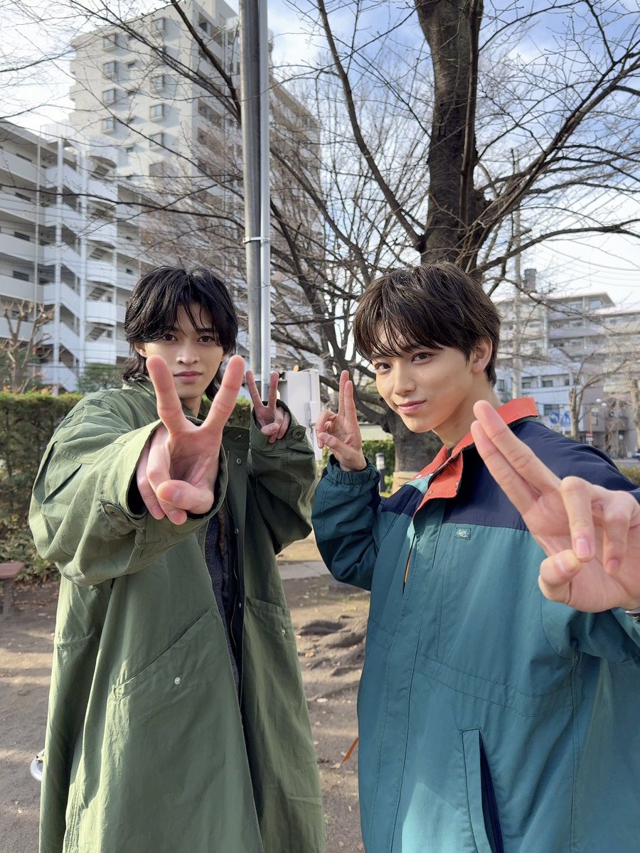 mx_dramania's tweet photo. 𝟮/𝟱(木)よる𝟵時𝟮𝟱分スタート👮‍♂️💘
〖#ゆかりくん はギャップがずるい〗

📸＜ 滅！な二人❣️

いつも冷静な先輩刑事ゆかり(#高尾颯斗)と
明るくチャラい後輩刑事の芝(#別府由来)👮‍♀️👮‍♀️

性格真逆なバディの活���にもご注目を💪🏻🔥

60秒予告はこちらから💁🏻‍♂️
https://t.co/LroXryAR46 https://t.co/IJLiVzThrA