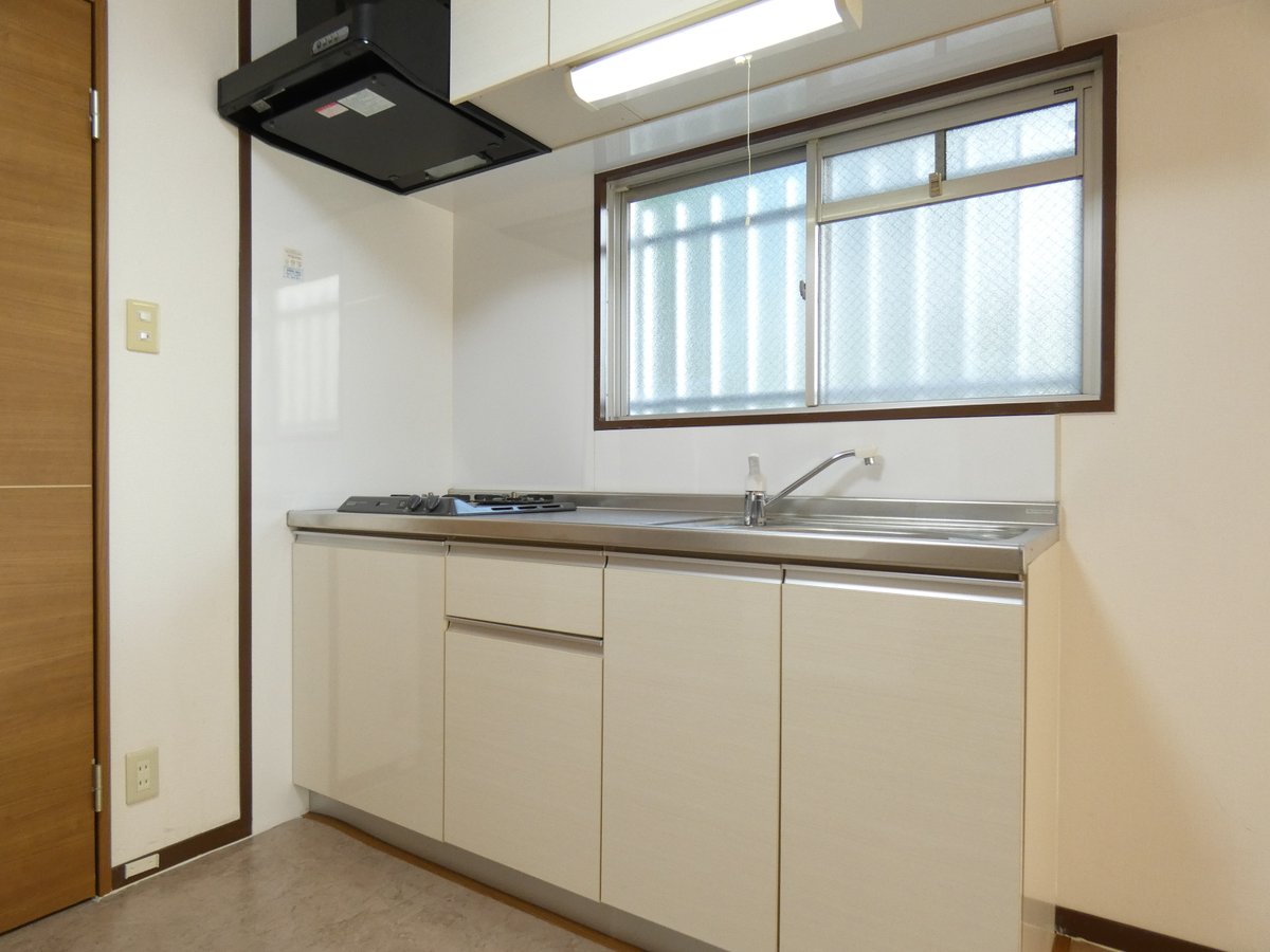 🏢愛大医学部近くの1棟収益マンション【インペリアル志津川　8,400万円●1LDK×8部屋　1K×8部屋　16部屋中13部屋リフォーム済み】【満室時表面利回り9.2％】
toon-saiki.com/cms/3000061833/
●【令和4年外壁塗装済み】満室時想定収入月額646,200円（利回り9.2％）
●愛大医学部周辺物件
#東温市収益物件