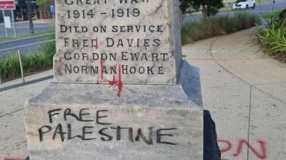 Aussie Legend #VoteOutLabor tweet media