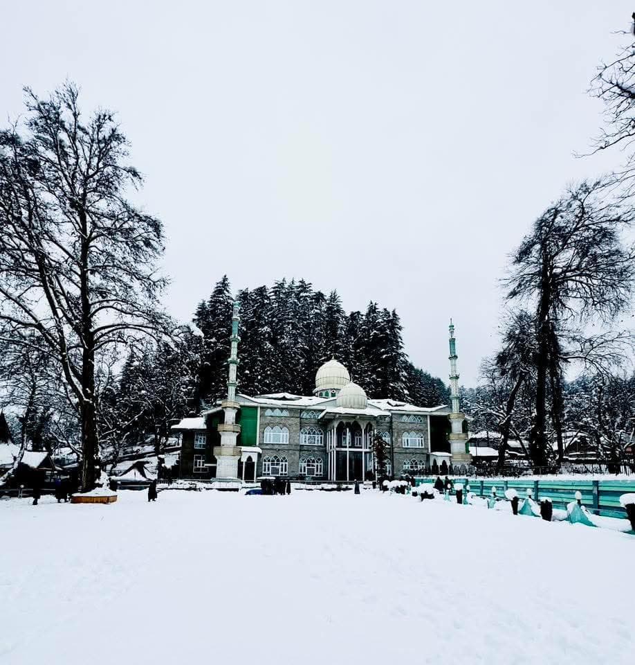 Mohdishaqkh786's tweet photo. Jamia Masjid Trehgam Kupwara https://t.co/dcxi0ZouVw