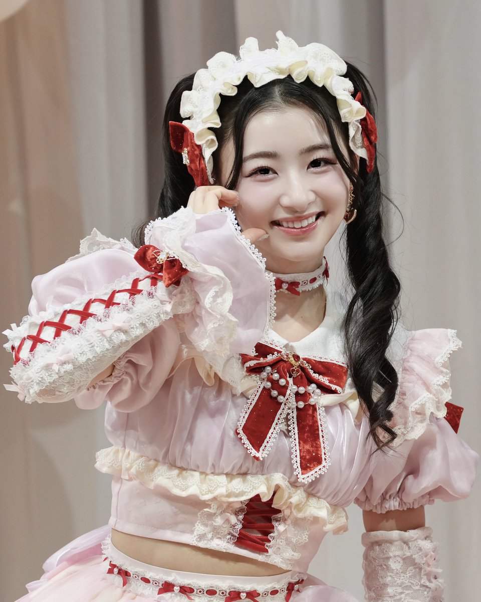 ジュリア姫の片手顔ハート💜 とき宣特典会TODAホールday2 #杏ジュリア