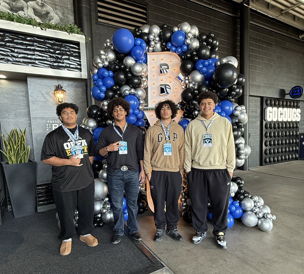 SamiuTaukiuvea's tweet photo. I want to thank @BYUFBRecruiting for the hospitality at Junior Day. Appreciate the inspiration shared by Coach @kalanifsitake, good food, reconnecting w/ coaches &amp; watching the basketball game. Thank you @BYUfootball! 

@BYU_CoachJustin @coachsolovi @Coach_Brown5 https://t.co/7SjngrdkGc