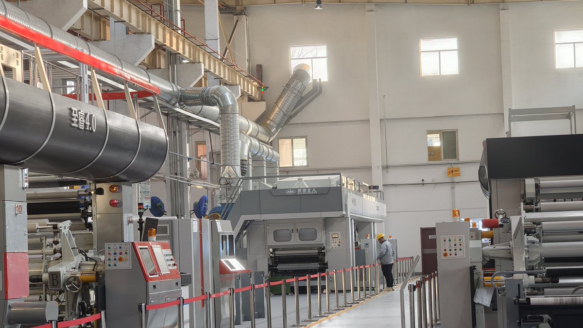 Thisisweinan's tweet image. 🚀Shaanxi Beiren Printing Machinery kicks off 2026 with contracts over ¥30M!
Wallboard efficiency x2
Guide roller daily output +30%
2025 revenue ¥755M, record high
💡 Driving jobs, partners &amp;amp; the industrial chain.
#MadeInChina #SmartManufacturing #PrintingInnovation