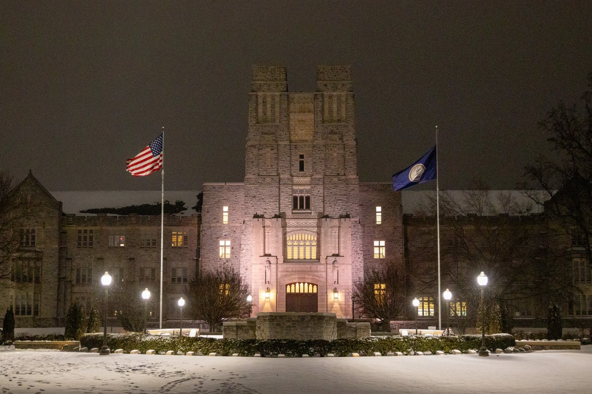 JackPBrizendine's tweet image. Blacksburg is blanketed ❄️ #Hokies