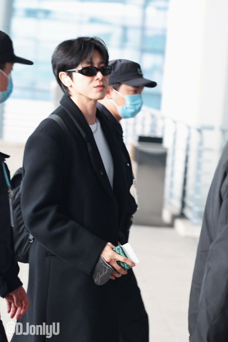 260125 HGH🛬

preview

#유노윤호 #정윤호 #YUNHO #CHUNGYUNHO #UKNOW #ユノ #ユンホ #Stretch #UKNOW_Stretch #IKNOW #UKNOW_IKNOW