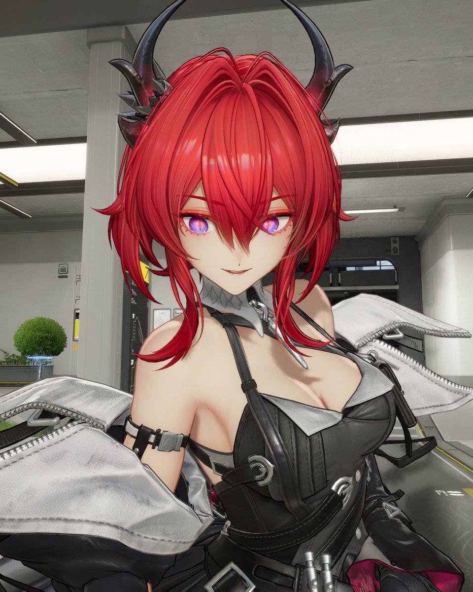 I CAN'T STOP LOOKING AT HER HORNS