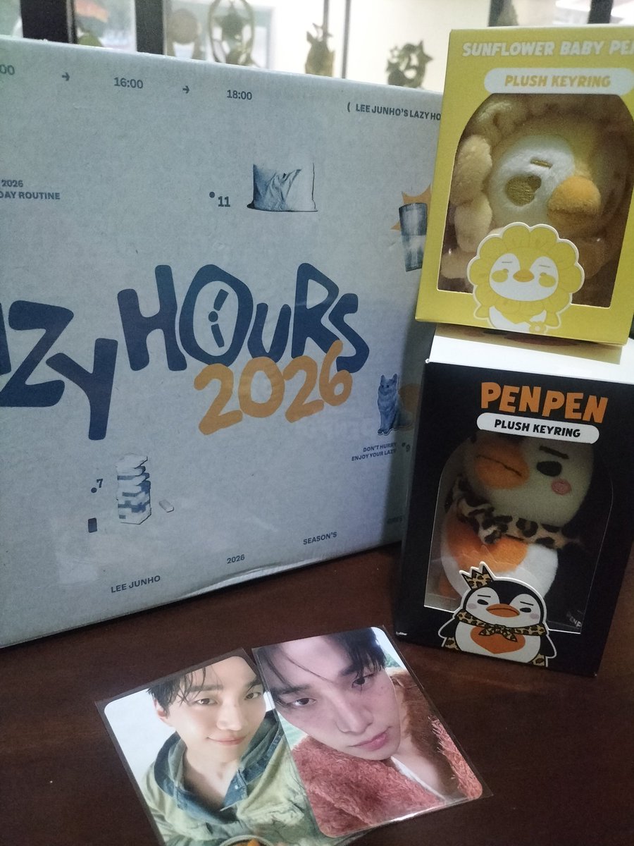 Karena aalah kirim ke kantor, jadinya baru ku unboxing,, aaahhh gemeesss bangeeett 😭😭😭 makasih <a href="/baekhwangJ/">Lelly (INA GO) Handcarry Jastip Sharing Korea</a> <a href="/starinhearts_id/">starinhearts / cv paypal</a> ✨✨✨ gemesssss bangeeeetttt