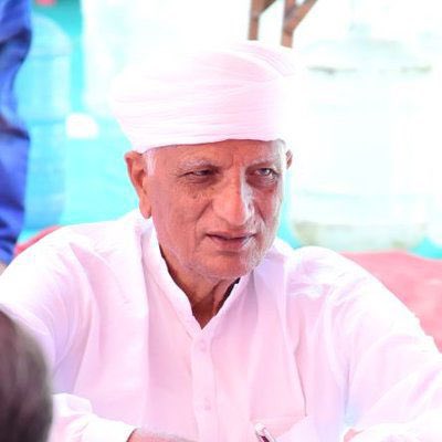 HuddaKherajram's tweet photo. बिना किसी राजनीतिक पद के लोगों के दिलों में राज करते हैं इसलिए आज ट्रेंड कर रहे हैं 🙌
#जन���ायक_हेमाराम_चौधरी https://t.co/PIQW8OvVaA