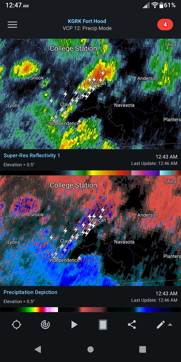 JaredAndersen8's tweet photo. Never seen that much thundersleet before https://t.co/AGDhXeVk4i