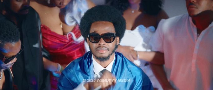 chinwazfou's tweet image. Depi ou pala Rap Kreyòl Fad San okenn Bote 🤤