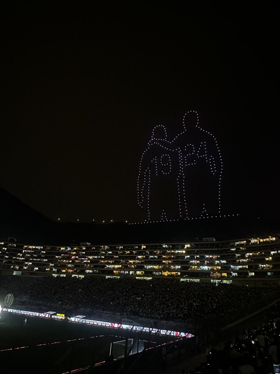 AugustoRF13's tweet photo. hermosa noche.
Y dale U toda la vida. https://t.co/Mnts7In8U2