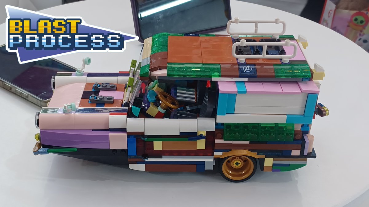 A look at the construction‑brick prototypes shown at Khadou. Two sets were on display: the Eagle from Space: 1999 and the Only Fools and Horses three‑wheeler.

#Khadou #ToyFair #ToyFair2026 #ConstructionBricks #Prototype #Space1999 #EagleTransporter #OnlyFoolsAndHorses