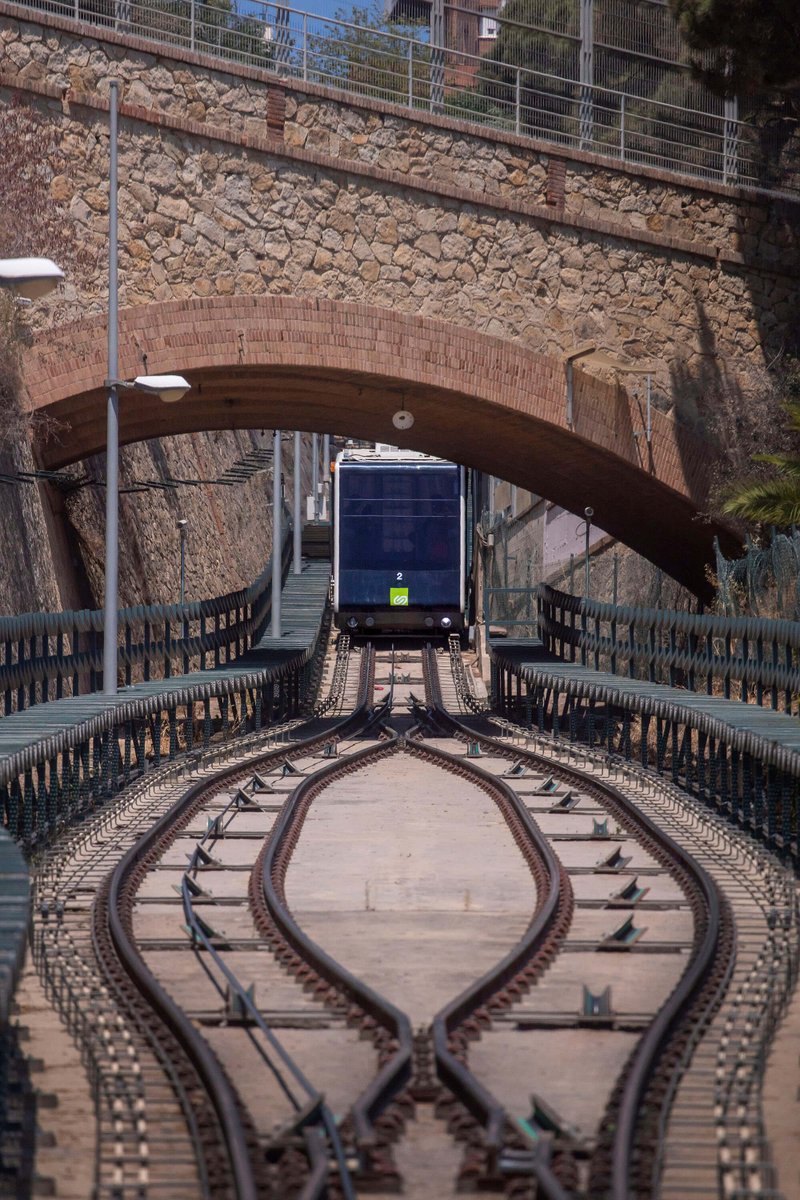 Bon dia. El servei d'FGC funciona segons l'horari programat a totes les línies. 

ℹ️ Més informació a fgc.cat. #ServeiFGC #FGC