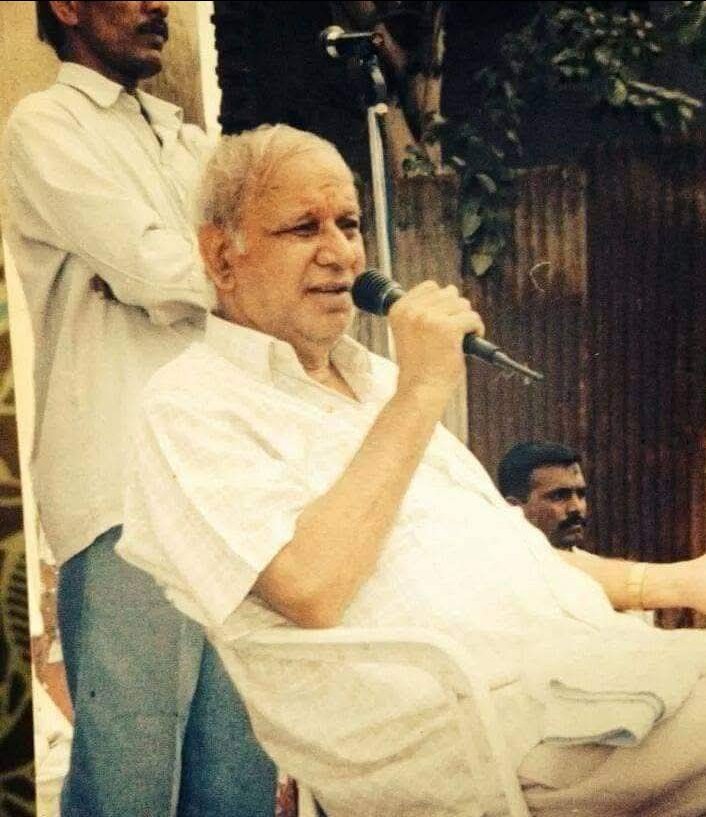 VinothG23231384's tweet photo. @jayramwrites @AashiAmbedkar @BChoulda @Brijesh42720696 @harphoolbaudh @HarshRa05721689 @pankaj_nik @ParashuramDoha5 @RahulBalec78147 @shani055_ हम सब मिलकर यह शपथ लेते हैं की अपना वोट सुरक्षित ,संरक्षित,आरक्षित और व्यवस्थित प्रक्रिया के तहत योगदान देंगे 🤔
जय भीम 🤝💙 
#bsp_india https://t.co/HrboUrRoKv