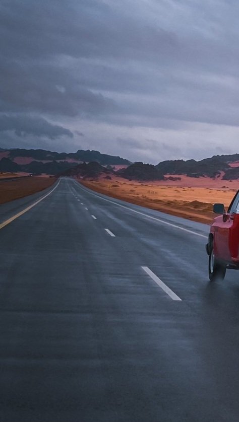 اللهم شعور متزن بلا اندفاع 
 وعطاء بضمير  بلا ندم 
وصبر ليس له حدود 
ورضا عميق اسير به في  هذه الحياة