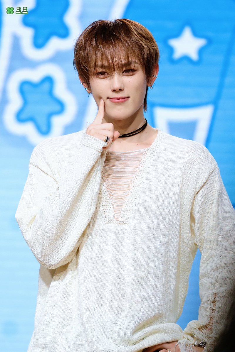 LUCKY33nb's tweet photo. 260125 한국 팬미팅 HQ

#후한원 #HUHANWEN #胡瀚文 #フーハンウェン #아이돌후한원 https://t.co/4lyJuItLbS