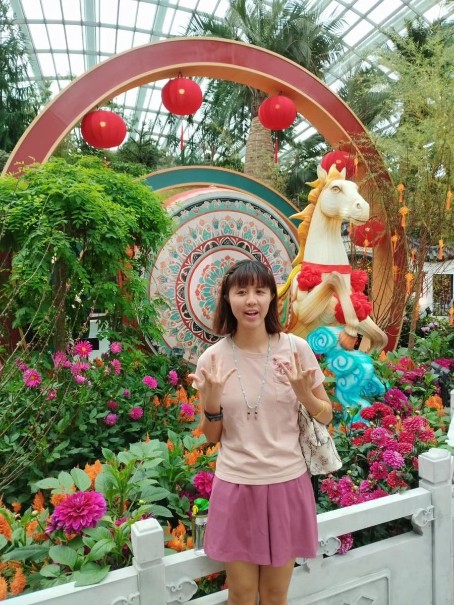 HuiPingFoo1's tweet photo. 一分之二。Two of One. 페리페라. 常春🌼。1st CNY till 25th CNY. #一分之二 #twoofone #페리페라 #常春 #gardensbythebaysingapore https://t.co/8dDIJdhVnt