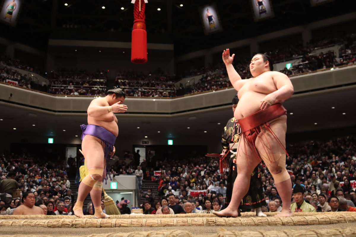 sumokyokai's tweet photo. ＜千秋楽の様子＞

熱海富士は欧勝海を寄り切り１２勝３敗。

#sumo #相撲 #一月場所 https://t.co/adPJKul9m8