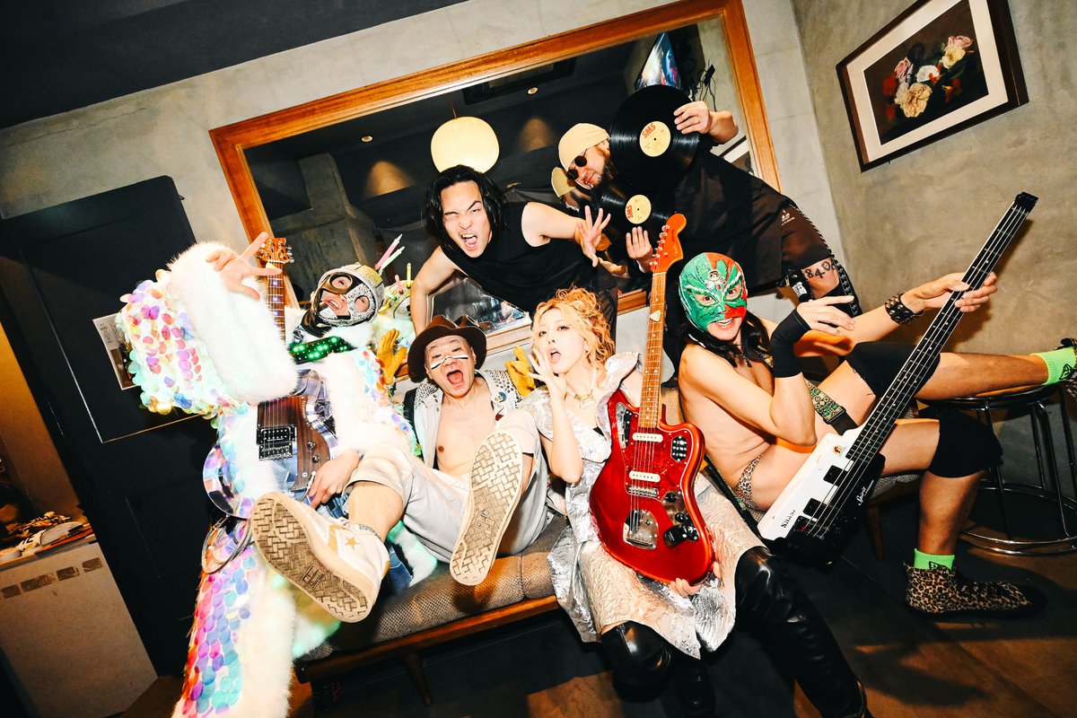 SMASH YOUR FACEとは
#syf_hc photo: <a href="/sapphotography3/">SAPP</a>  

ジャパニーズハードコアとUSハードコアに影響を受けたメンバーによって結成される。
バンド名の『SMASH YOUR