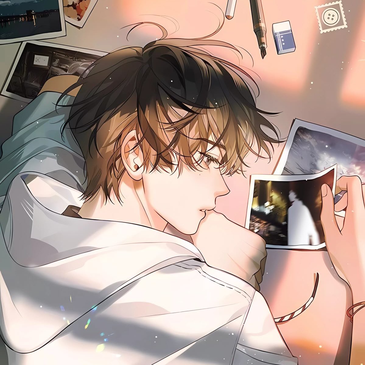 Mmandyy99's tweet image. I'll be all that you want
I'll be all that you need
I'm outside your apartment
Baby, come back to me