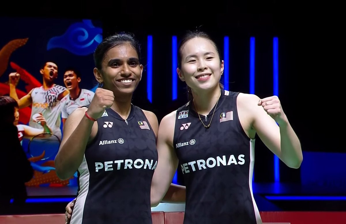 theone_xyz's tweet photo. PearThin’s opponents in the final, (Arisa Igarashi/Miyu Takahashi 🇯🇵) withdrew from the match. 
*not sure what happened yet, hoping for nothing serious 🙏🏻

As a result, Pearly Tan & Thinaah Muralitharan 🇲🇾 are officially crowned as the champions 🥇 of the Women’s Doubles at this #IndonesiaMasters2026 ✨