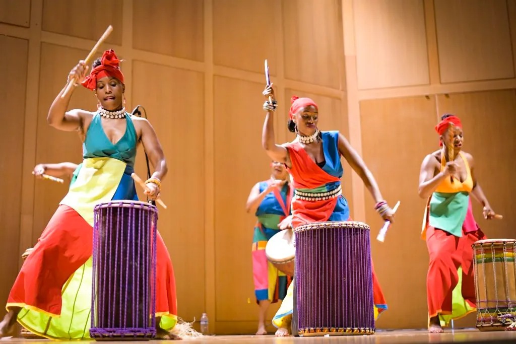 En ce 24 janvier, Journée mondiale de la culture africaine et afro-descendante, le #Togo réaffirme sa conviction : la culture est un levier stratégique de paix, de cohésion et de développement. Engager la jeunesse, reconquérir le récit et valoriser l’héritage pour bâtir l’avenir.