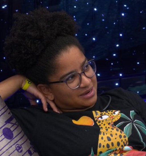 poponze's tweet image. Milena: "Você acha que se eu beijar uma mulher, eu vou gostar de mulher?" 

Ana Paula: “Uai, pode ser opção”

Milena: “Mas eu não quero gostar de mulher” #BBB26