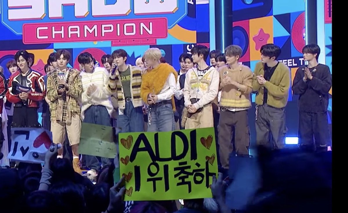 geonwoofs's tweet image. feels like euphoria indeed... 4 wins for our ald1 just a week after their debut? yall deserve this so much 😭 congrats our alpha drive one!! more wins to come 💕

ALD1 FREAK ALARM 4TH WIN
#ALD1_4TH_WIN #FREAK_ALARM4thWin
#알파드라이브원  #ALPHADRIVEONE
