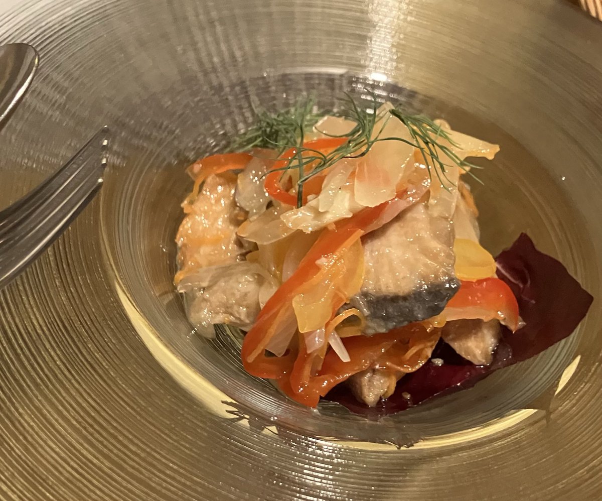 札幌の冬

遠出✈️🚃

遅延や欠航
のリスクが付きまとう

アウトドア

寒過ぎる🧊のと
⛷️は運動オンチで❌

物欲🛍️もそうない😥

となると
無難な遊びは

呑み食い🍺
映画鑑賞
カラオケ🎤くらいかしら🤔？