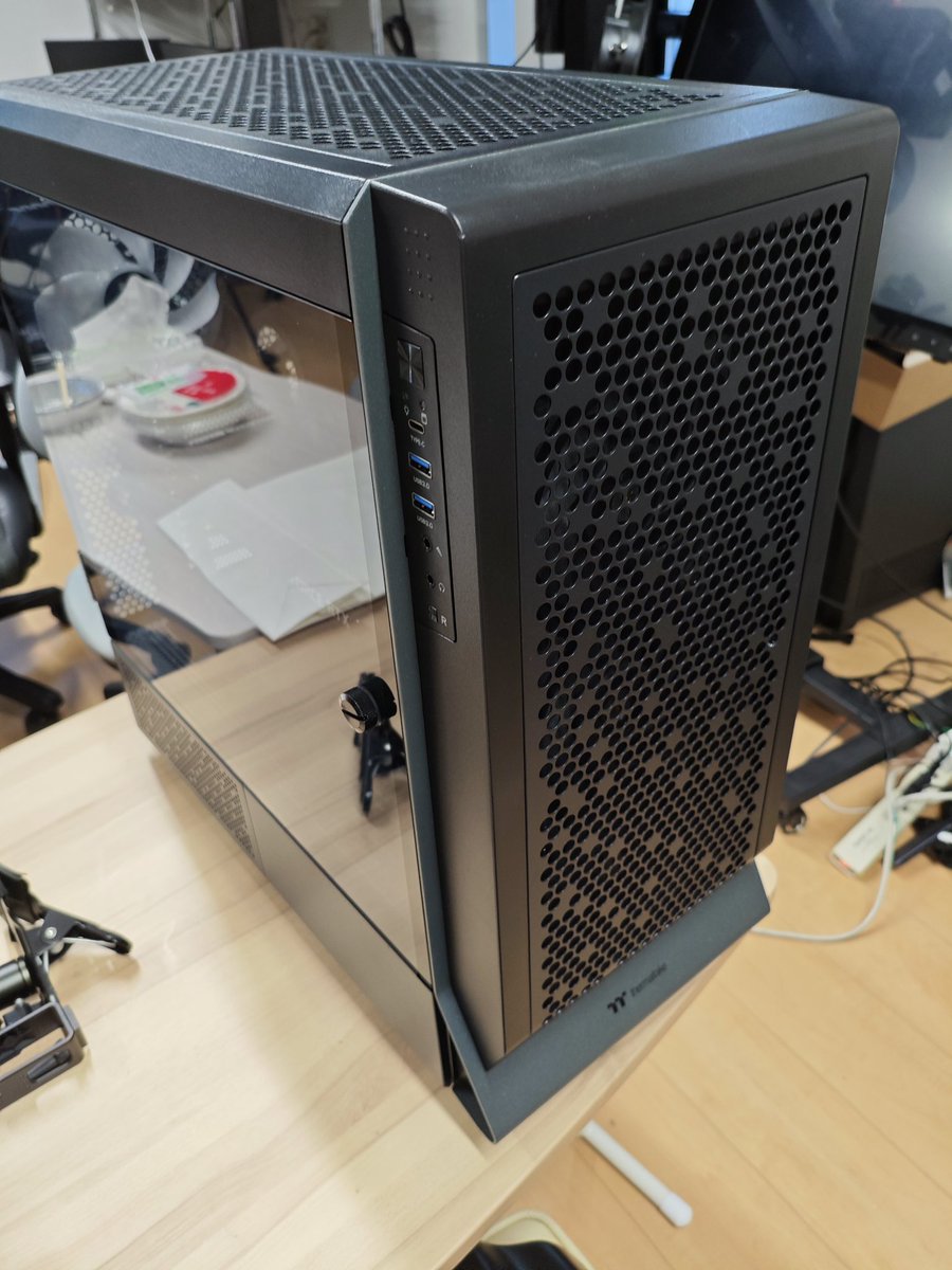 uedax自作PC歴35年 tweet media