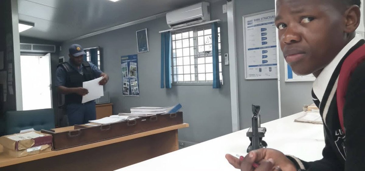 GalaxyTwoTwenty's tweet image. The boy who was being bullied at school reported the incidents to his teachers, but the bullying continued. He then decided to visit the nearest police station to file a case against his bullies and documented everything. His goal was not only to ensure transparency but also to…