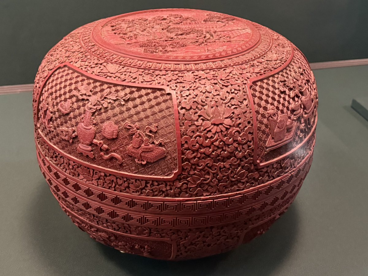 数年ぶりに故宮博物院見てきた台湾の超絶技巧ほんとに凄いよね