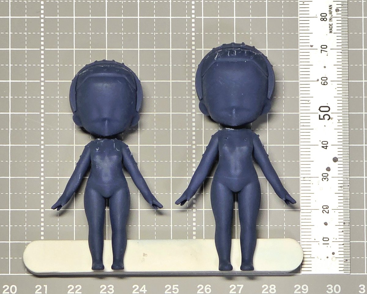 ブルアカのデフォルメ3Dをシリーズ化するならコレクション的なガレキにしたいのでトレフィグくらいのサイズ感にしたい。小さければ小さいほど好きだけど、出力してみた満足度でいうと7cmくらいで揃えたい。迷う