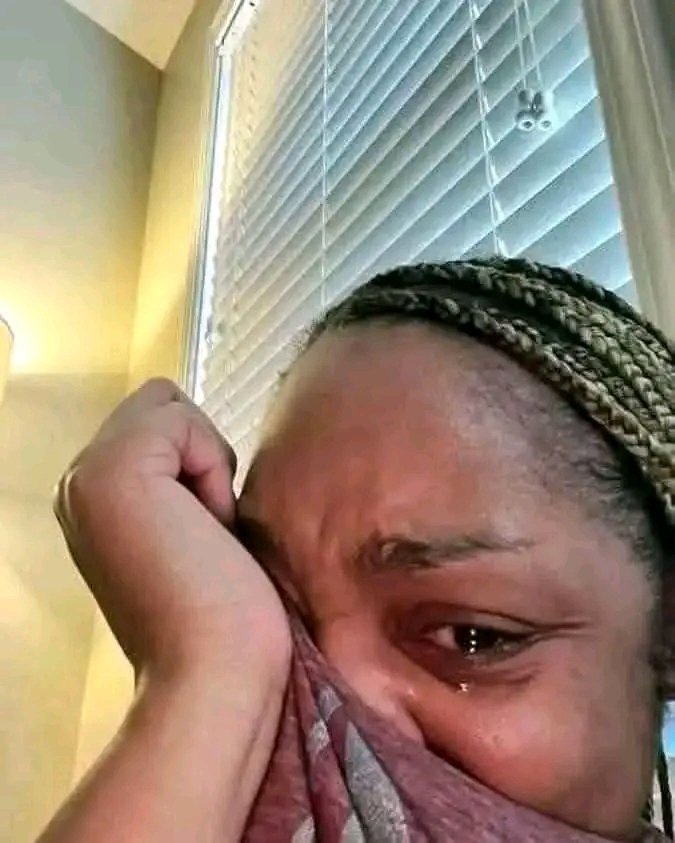 Past243's tweet image. 🔴Mon mari est rentré à la maison la semaine passée dans un état inquiétant. Il a demandé qu'on parle. C'est là qu'il m'explique : " j'ai une maîtresse et elle est enceinte. Elle menace de tout te révéler si je ne l'envoie pas en Europe. Je préfère que tu l'apprennes par moi que…