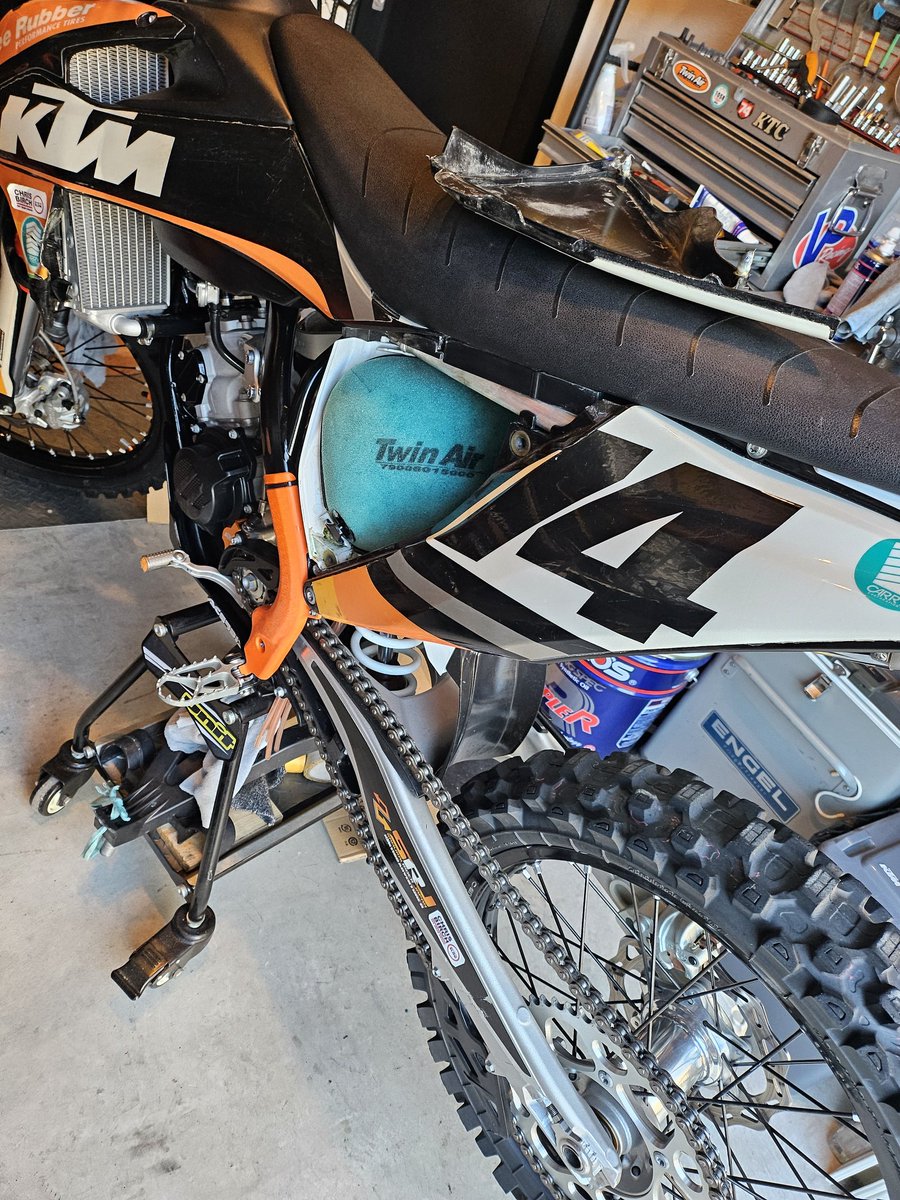 【㊗️速達付き@5980】トップシータービー(大群生) ROTOTO 】 . @rototo_official 靴下がバリエーション豊富に入荷致し