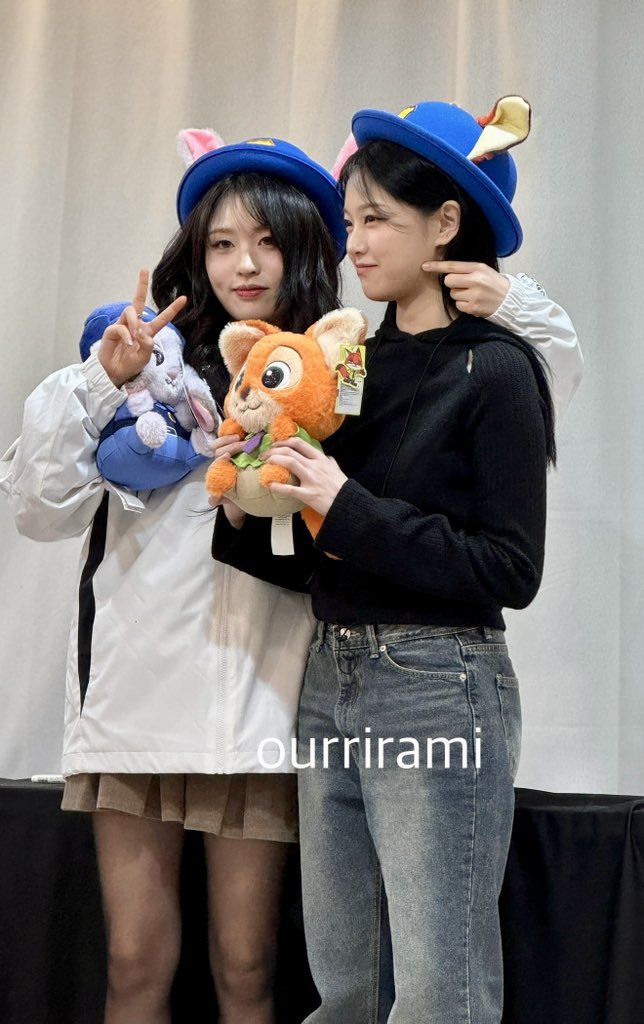 260125  ฅᐢ•ﻌ•ᐢฅ ฅ^•ﻌ•^ฅ

#LATENCY #레이턴시
#현진 #HYUNJIN #희연 #HEEYEON
