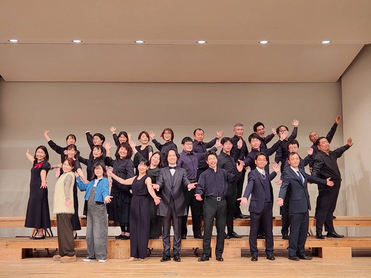 VoxMEA2000's tweet photo. 本日の南文化小劇場での演奏会。
来場者は189名でした。
お越しいただいた方、ありがとうございました。
https://t.co/T0tsb0n3hw
1/25「演奏会」ブログ更新 https://t.co/03Tw3Yn9rM