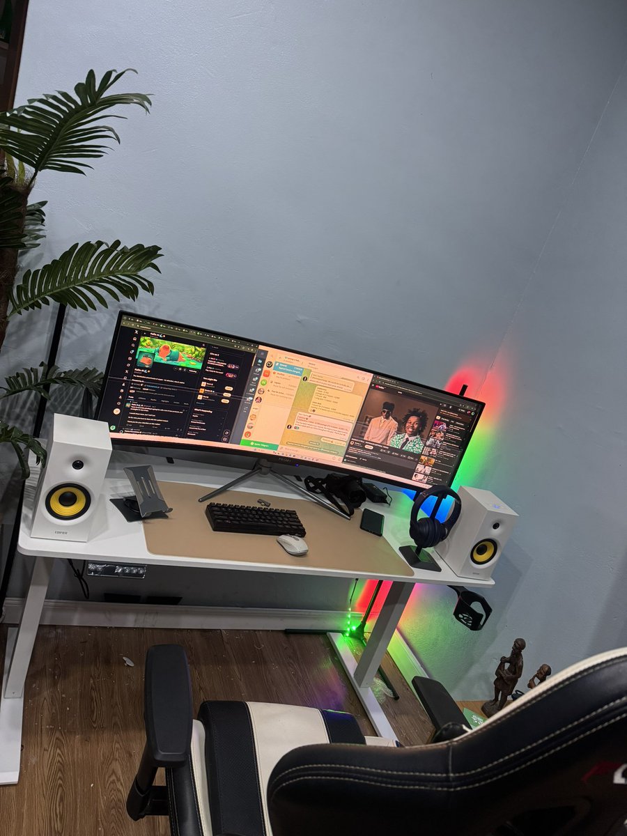 Samtop 👽🍂 tweet media