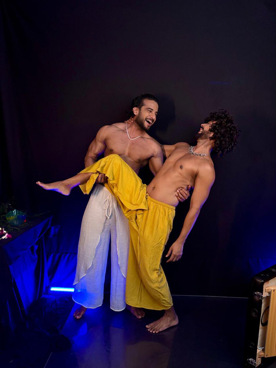 If I fall .. I’ll take you too. 😍