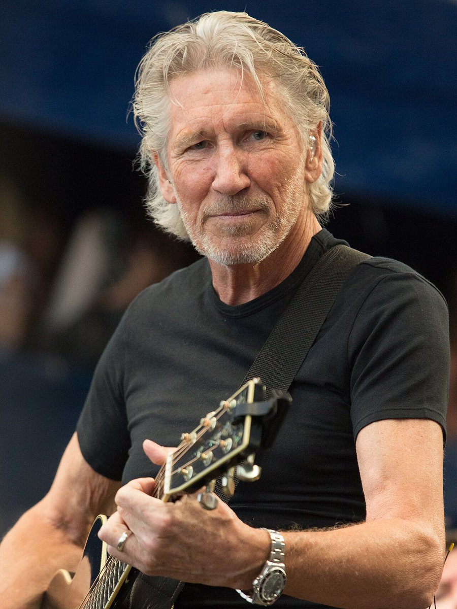 Roger Waters contro Meloni: "È la vostra Muss*lini, come Trump per gli USA".
Giorgia ha già detto che il cantante polistrumentista dei Pink Floyd è in cerca di visibilità?
#RogerWaters
#Meloni #Trump #Mussolini #25gennaio