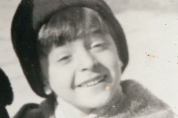 __Tamal__'s tweet image. Хлопчику, ти ще не знаєш, що тобі приготувала доля.
Не знаєш, скільки страху і болю буде в твоєму серці. Але ти витримаєш, не зламаєшся! 
Пане Президенте, коли стане зовсім темно, згадай цю посмішку. Вір у себе і в Україну!
З Днем народження, Володимир Олександрович!