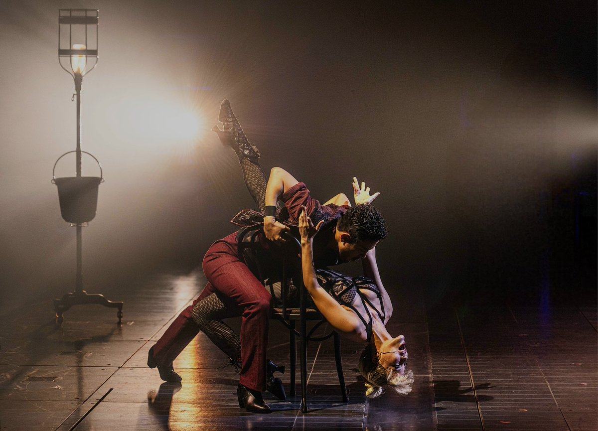 4WEEKS TO ROUGE
#물랑루즈