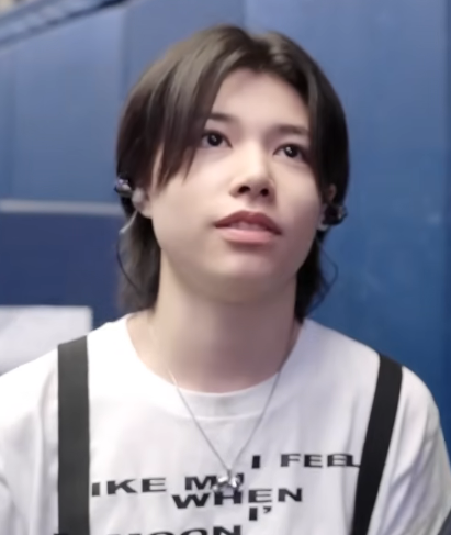 hicloudysummer's tweet image. MMA was just last month but why louis looked sooo baby???